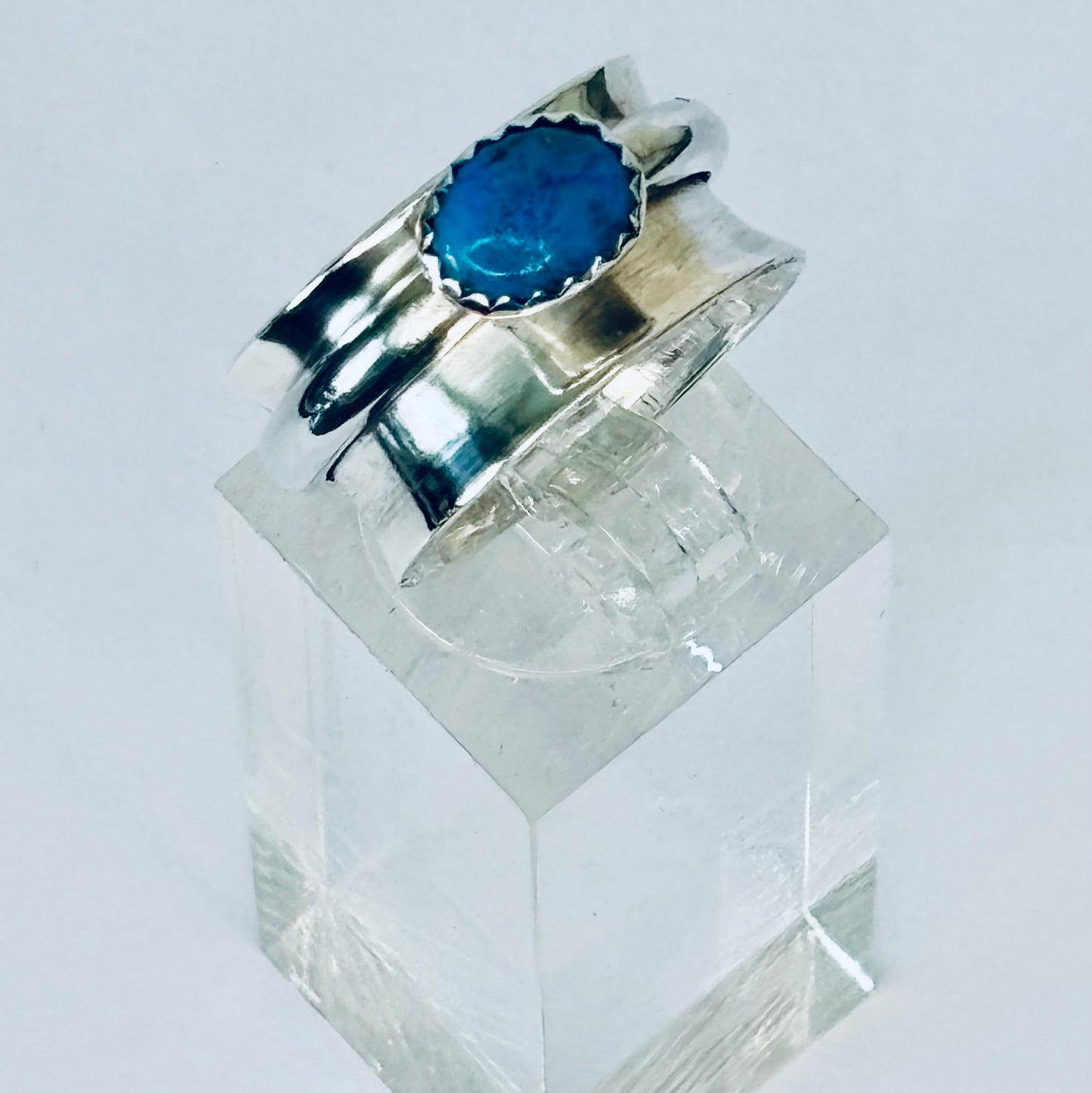 Blue Orbit Spinner Ring