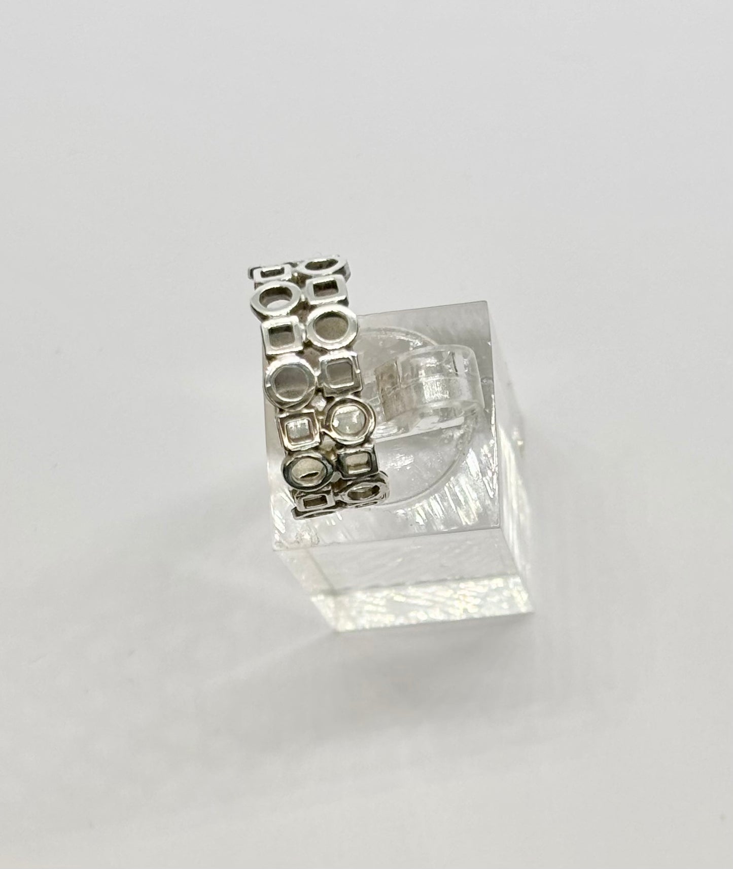 Geo Pulse Ring