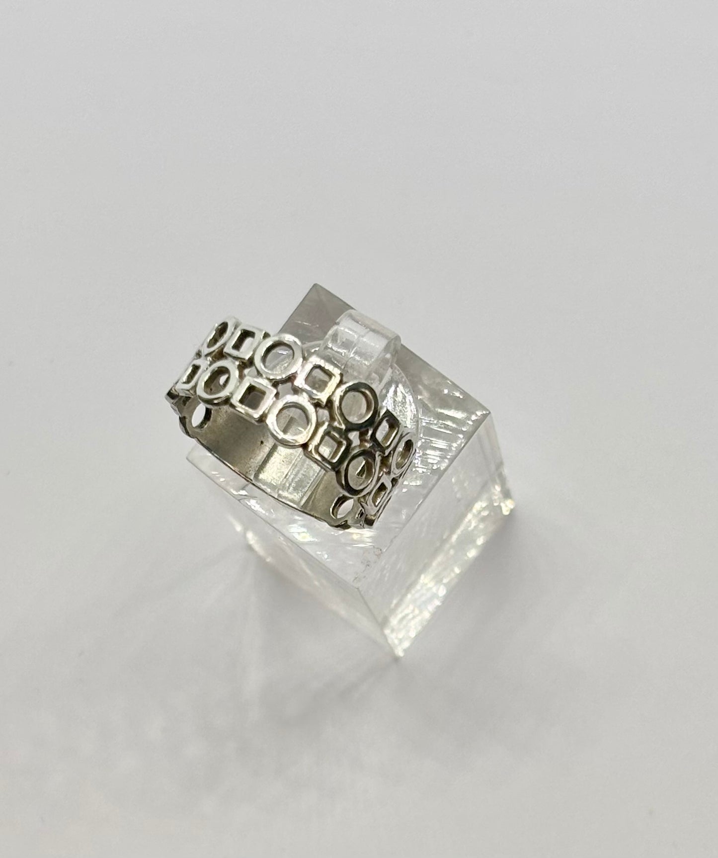 Geo Pulse Ring