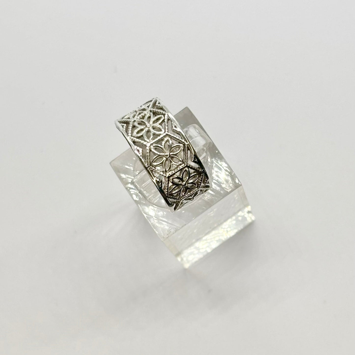 The Forge & Flora Ring